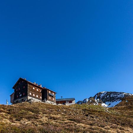 Wald 12 Ferienhaus Hotel Wald am Arlberg Luaran gambar